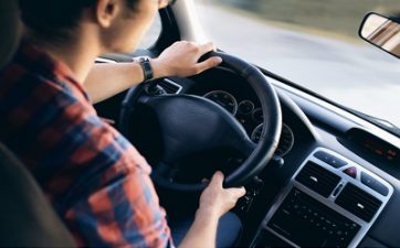 How Many Hours Of Driving Lessons Does A Student Need?