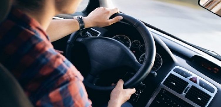 How Many Hours Of Driving Lessons Does A Student Need?