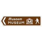 Pedestrian sign to a tourist attraction